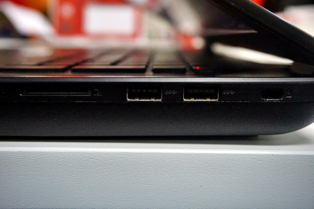 sisi kanan asus rog strix gl702zc review asus rog strix gl702zc