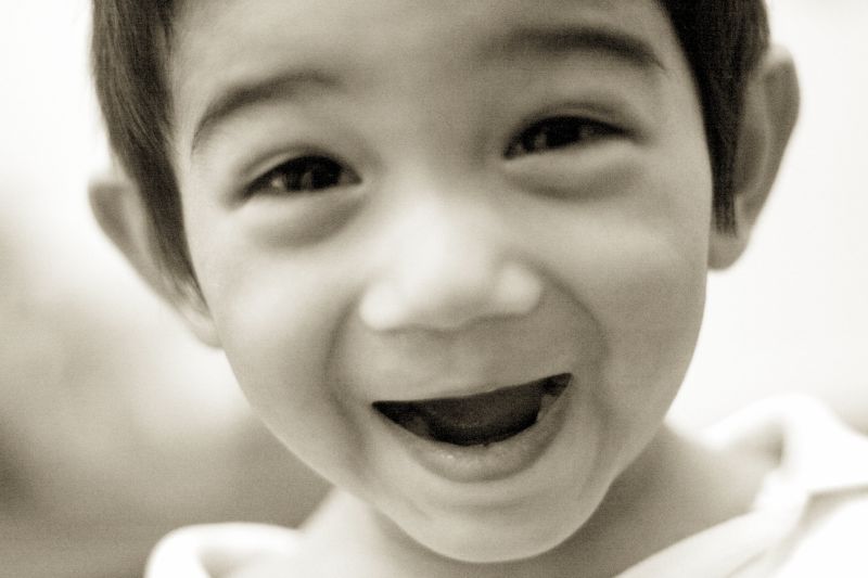  Foto Gambar Anak Kecil Senang Bahagia Tersenyum 