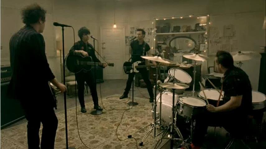 Green Day - 21 Guns Lyrics Video - WEB | LOVEHEAVEN 07