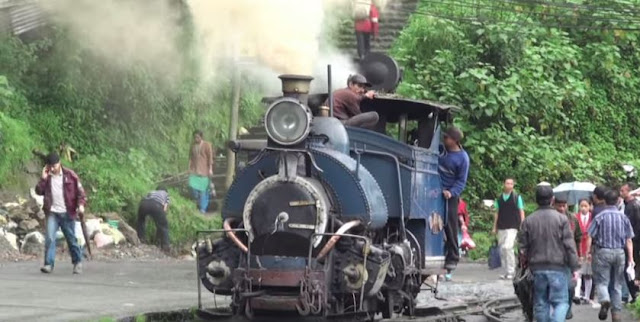 steam locomotive darjeeling himalayan railway steam locomotive darjeeling himalayan railway