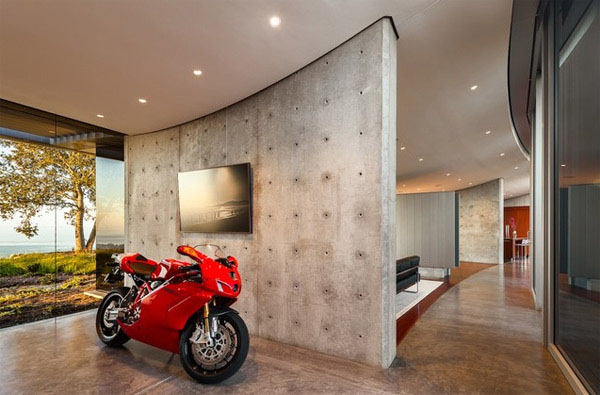  Motorcycle Garages New Decorating Ideas