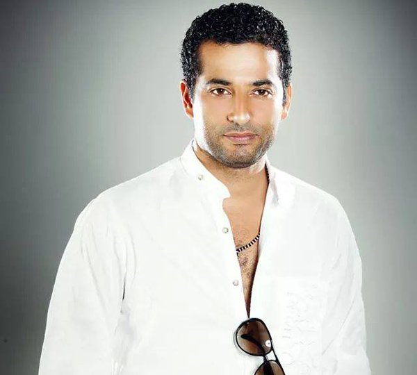 صور الممثل عمرو سعد