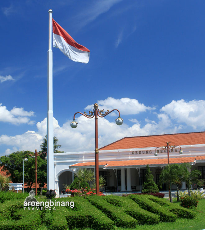 gedung negara cirebon