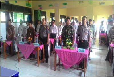 SERAH TERIMA JABATAN KEPALA SEKOLAH MTSN KALIJAMBE