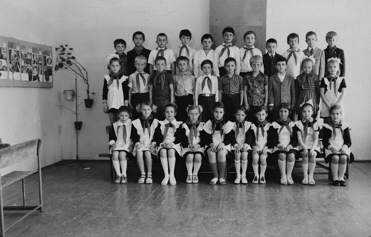 мозырь школа 9. выпускники 9 класса средняя школа города мозыря рудник. архив мозырь. архив мозырь. междуреченск 80 ые годы.
