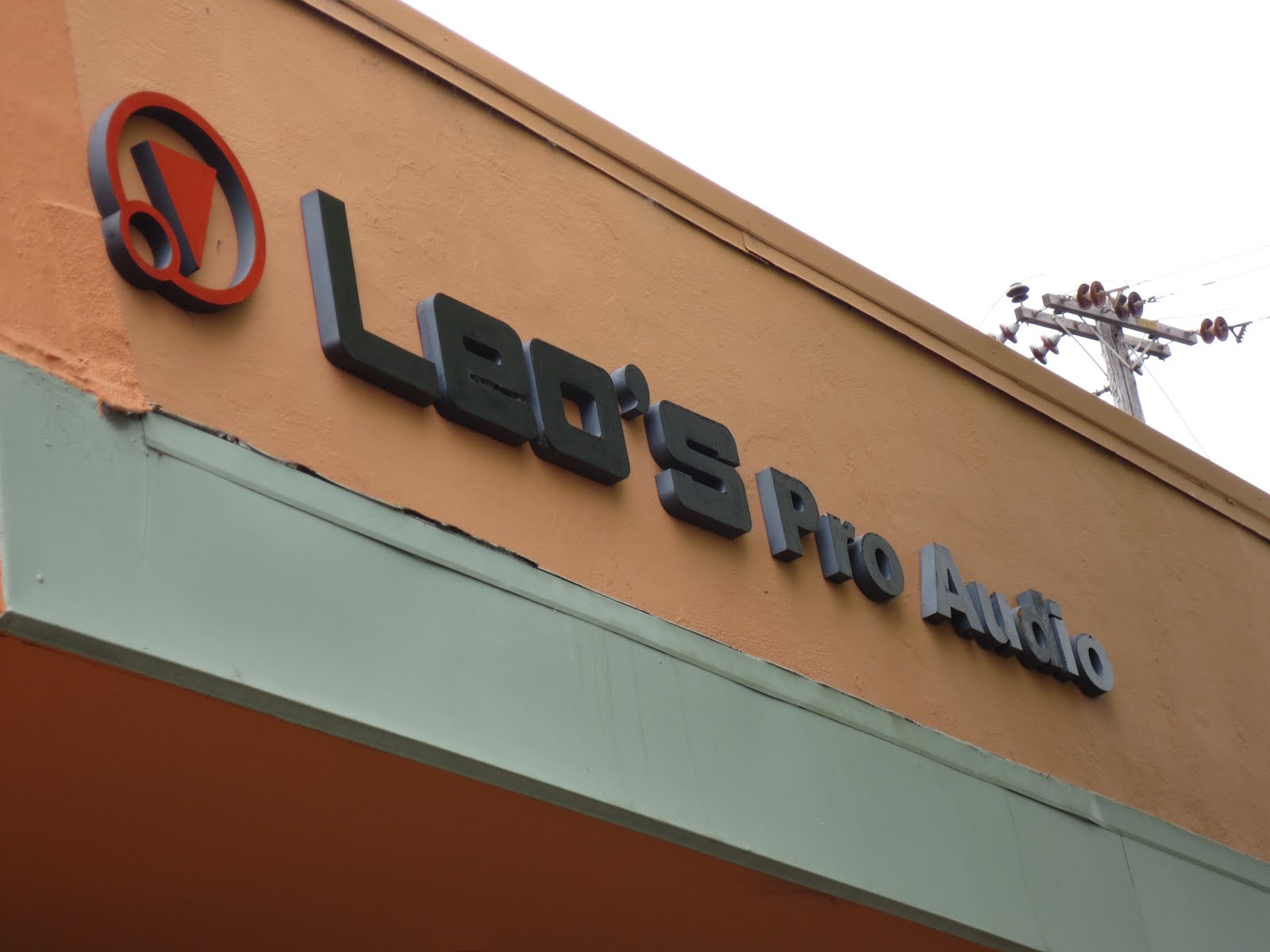 Our Oakland: signs: Leo's Pro Audio
