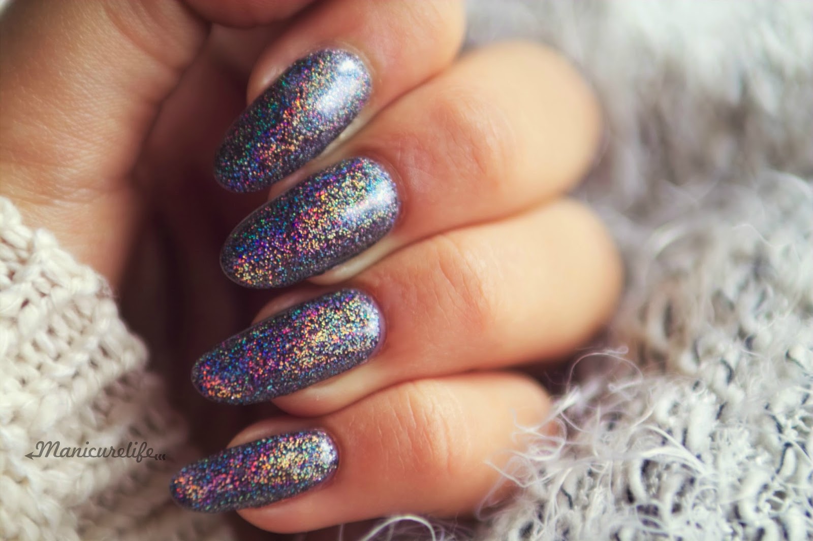 #How to: Holographic Gel Nails - Manicurelife