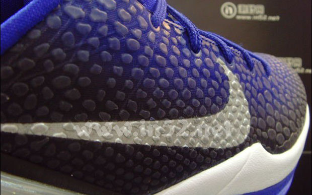 kobe 4 gradient home