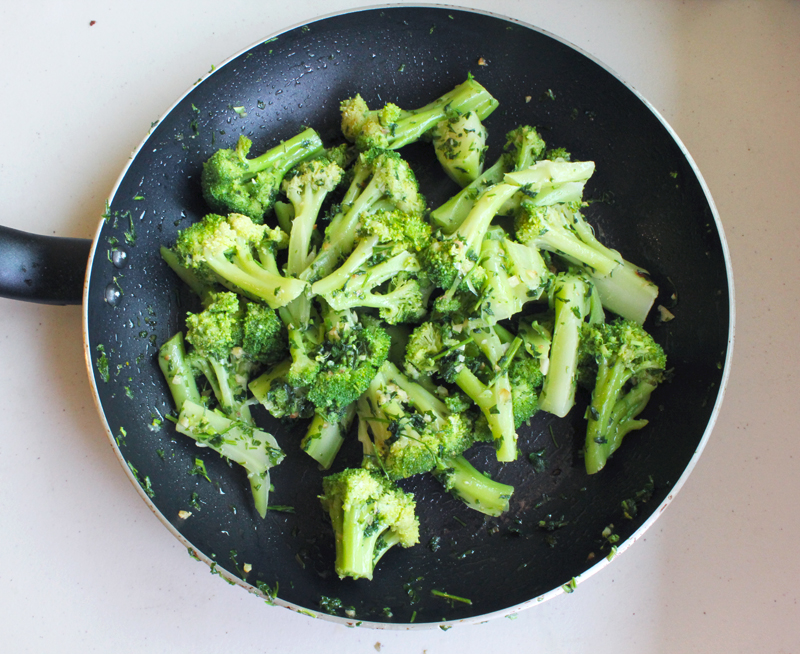 The Happy Glut Broccoli With Olive Oil & Garlic