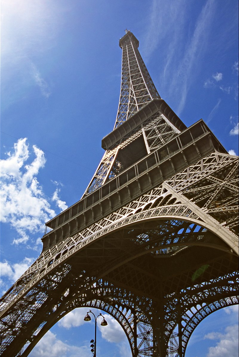 Why was the Eiffel Tower built? Knowledge