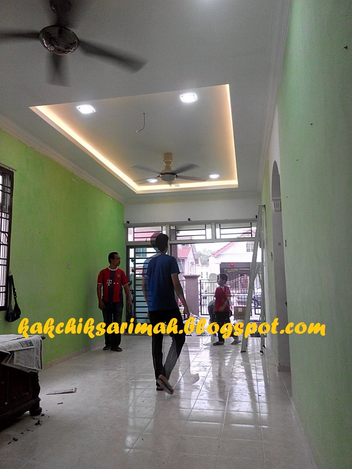 Everything In Life Of Kak Chik Sarimah Pasang Plaster Ceiling Keesokan Nya Mereka Sambung Tugasan Memasang Box Di Ruang Tamu Sehingga Siap Tengaharinya Kerja Lampu Disambung Oleh Sub Kontraktor Wiring