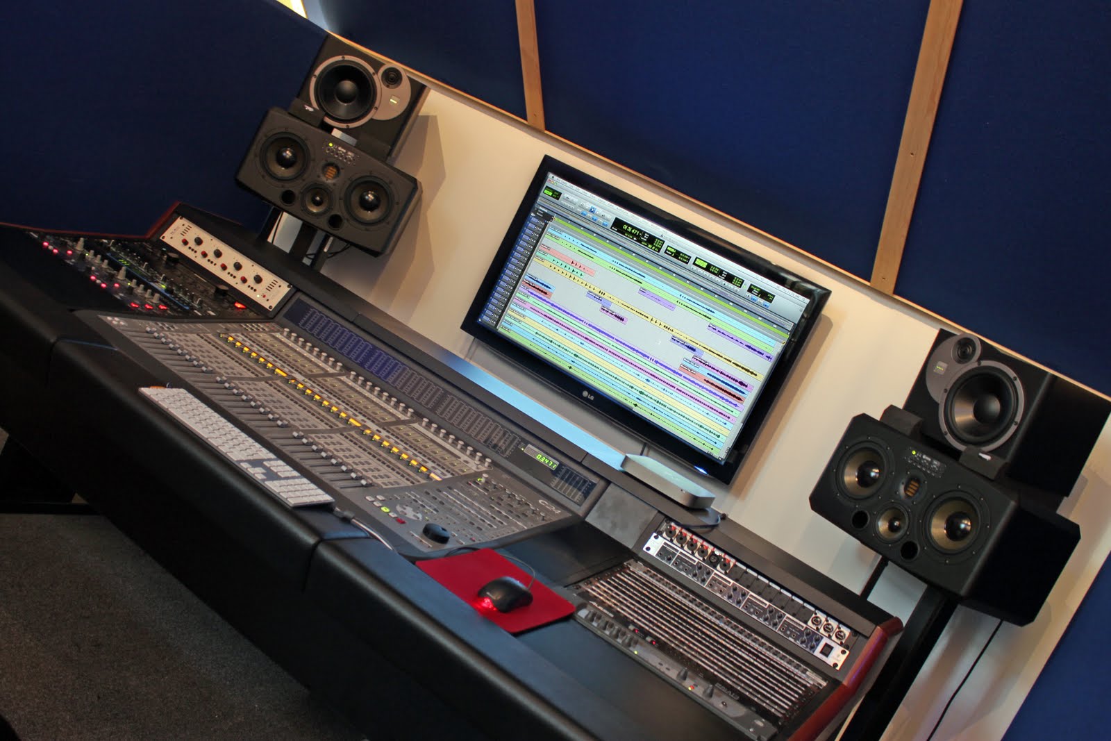 argosy recording studio furniture