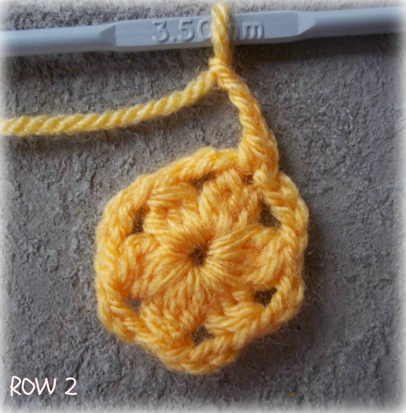 flower crochet square