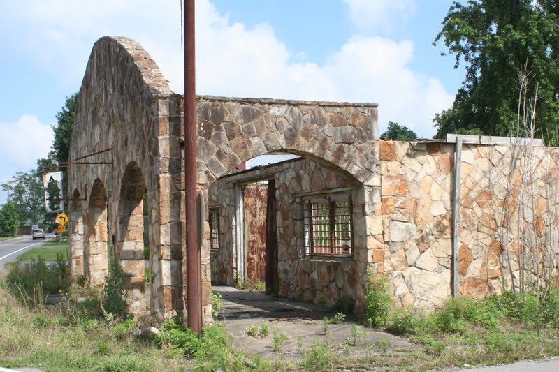 What a Country! Henagar, Alabama Old Buildings