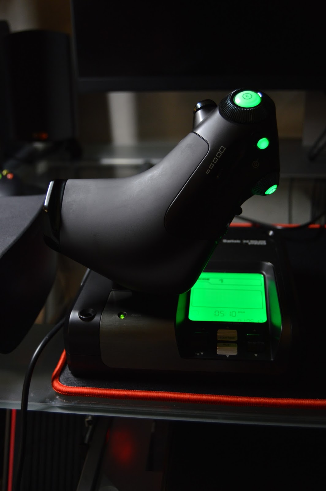 Studioyale Saitek X52 Pro Flight Control System Review