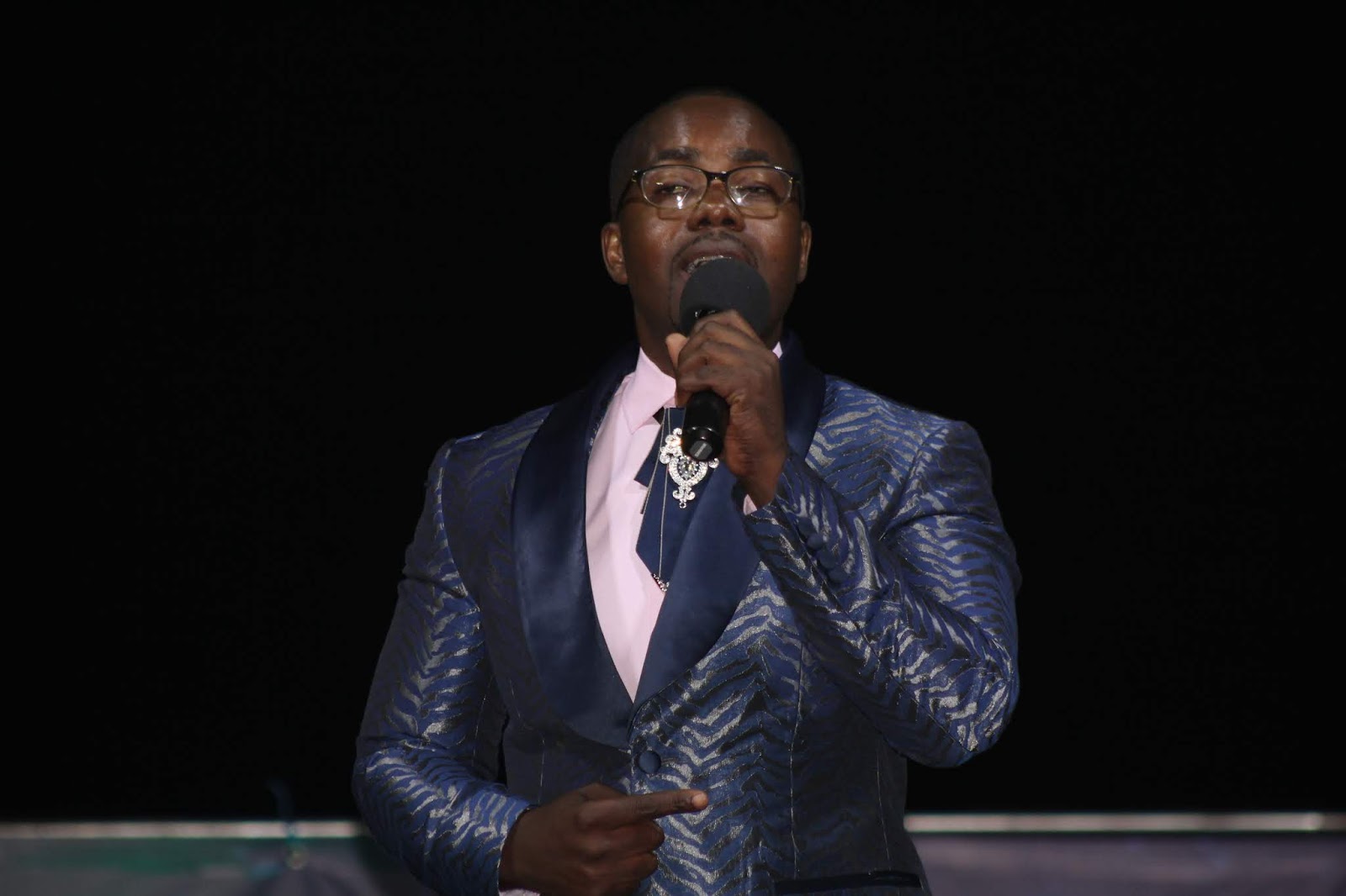 Apostle Shiloh Masenyama Preaches At Tiyambuke Wednesday Night 2018 Apostle Shiloh Masenyama Preaches At Tiyambuke Wednesday Night 2018
