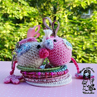 crochet bird pendant