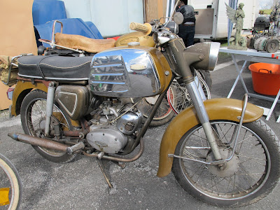 Adagio by Classic Bikes: 07.04.2012 Brokstedt Teilemarkt Impressionen