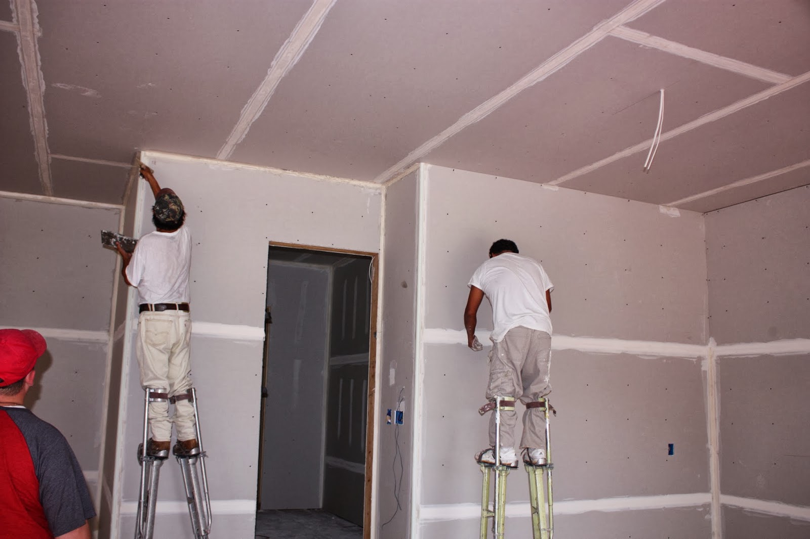 Infinity Ranch Drywall, taping, floating and fixing a mistake
