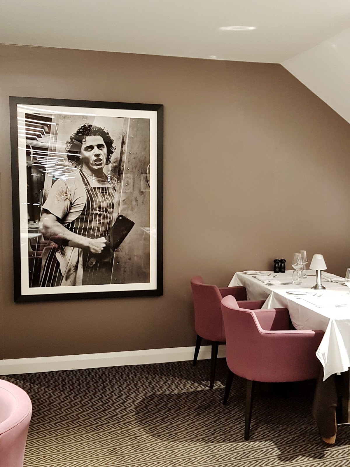 Review Afternoon Tea at Marco Pierre White, Milton Keynes