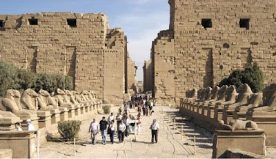 Kompleks Kuil Karnak Bangunan Mesir Kuno