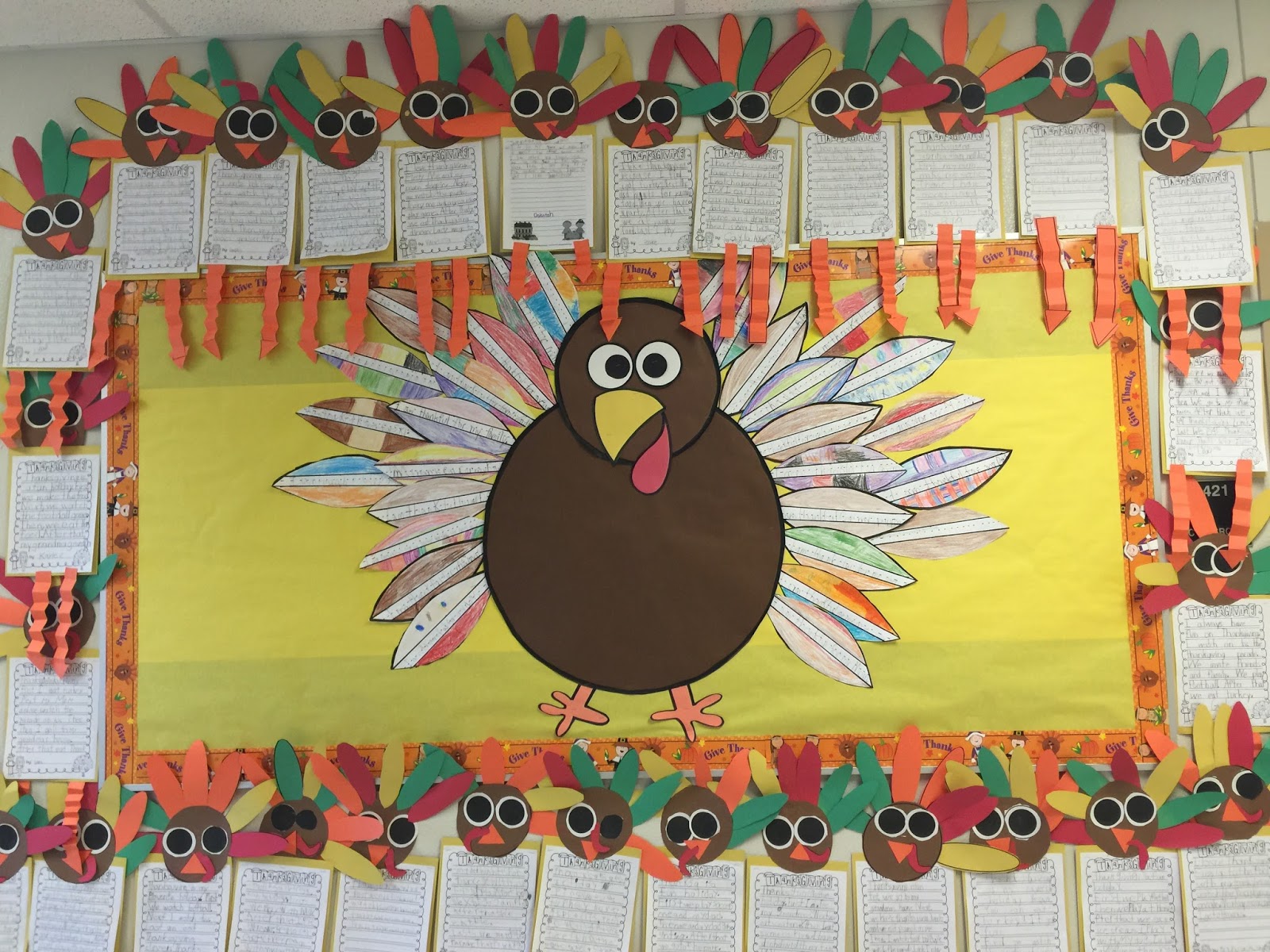 little-mrs-bell-november-thankful-turkey-bulletin-board