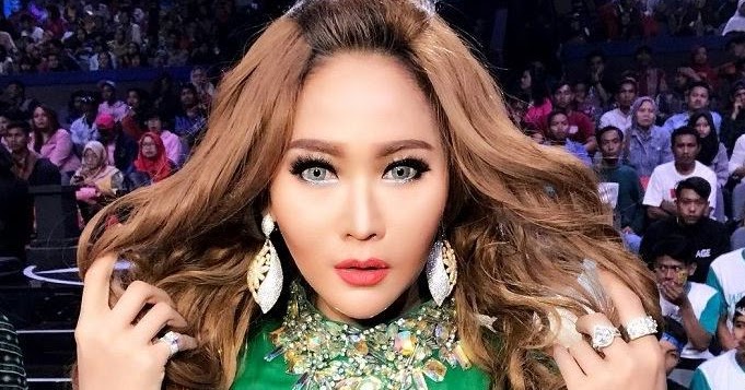 Download Lagu Dangdut Inul Daratista Mp3 Terbaik Lengkap Demen Dangdut