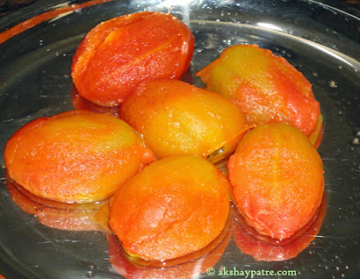 peeled tomatoes for tomato soup recipe