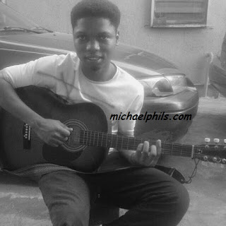 guitarist playing glorious God by Elijah Oyelade