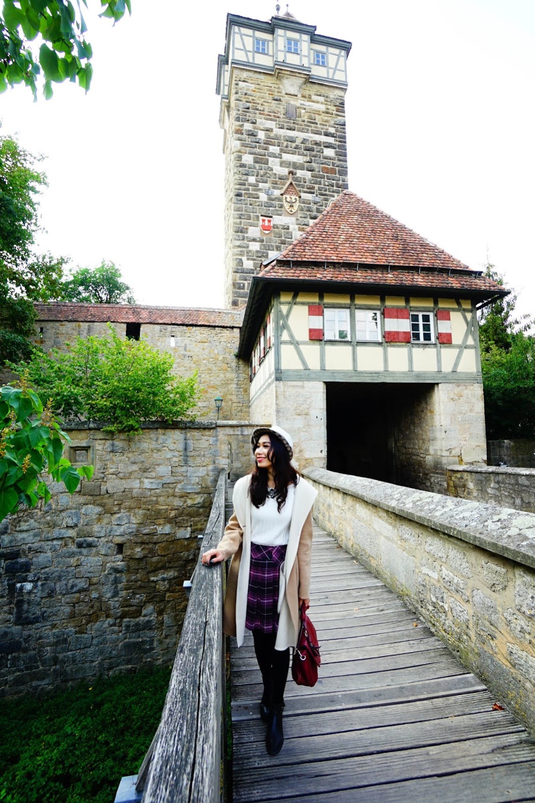 %25E5%25A9%2589%25E7%25BE%258E%25E7%2584%25A6%25E6%2585%25AE-beautyanxiety-Rothenburg%2Bob%2Bder%2BTauber-%25E5%258E%259F%25E5%25A7%258B10.%25E9%25AB%2598%25E5%25A1%2594%25E5%259F%258E%25E9%2596%2580-DSC05319.jpg-beautyanxiety-Rothenburg ob der Tauber-plaid outfits