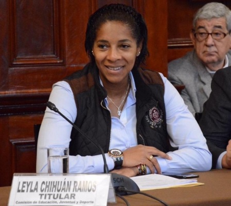 holaesungusto CONGRESISTA LEYLA CHIHUÁN INTEGRA COMITÉ DEL PREMIO