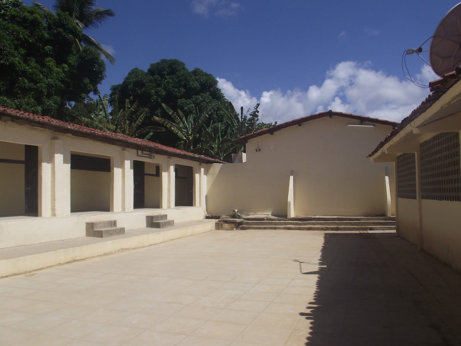 Escola Estadual Amor Divino - PE