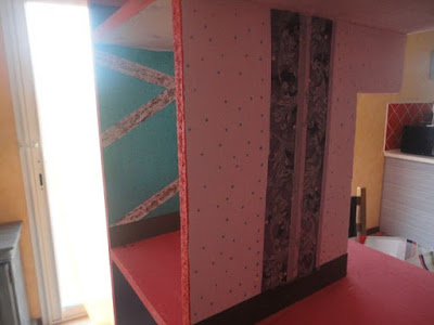 idee decoration interieur maison de poupee, DIY dollhouse peinture maison 