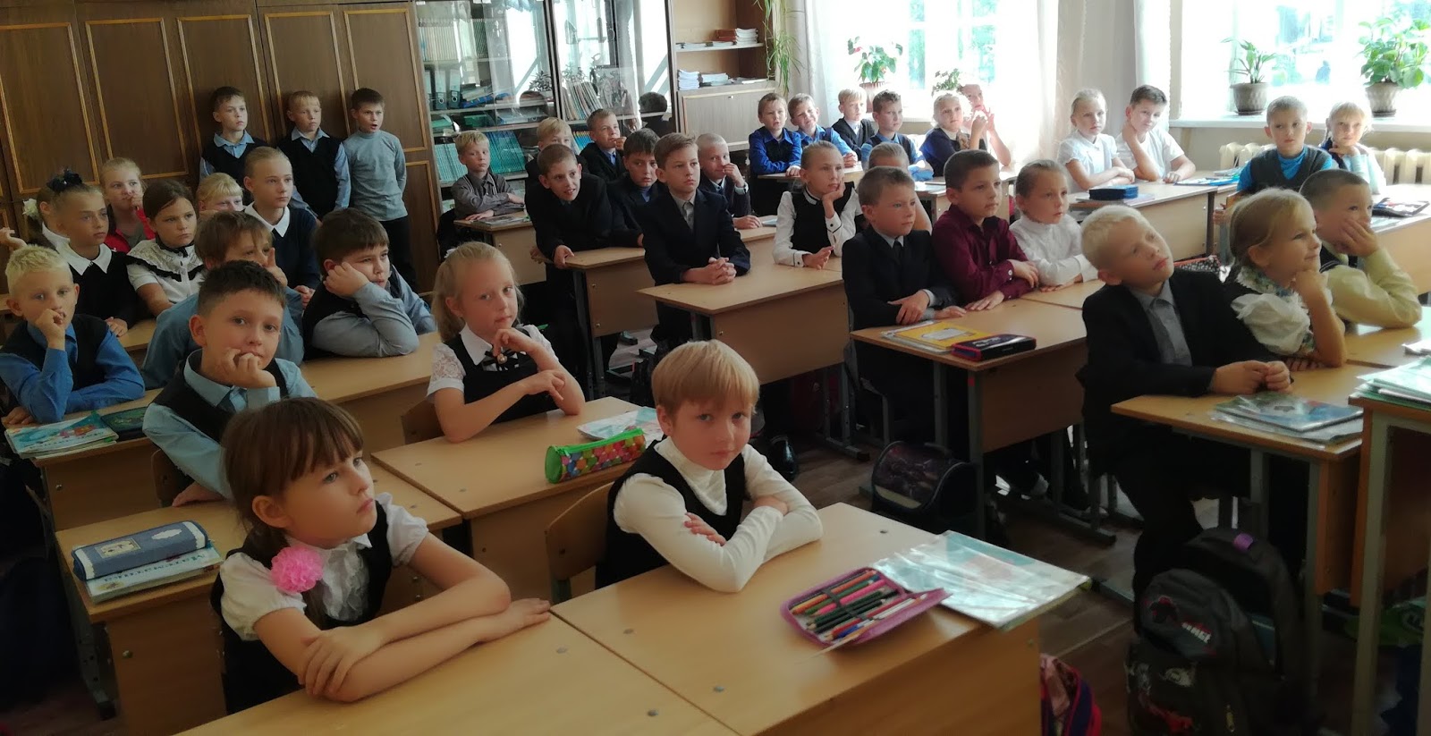 школа планета отзывы. фото школы время юнити. хабаровск улица мухина 17 детский городской лагерь юнити.