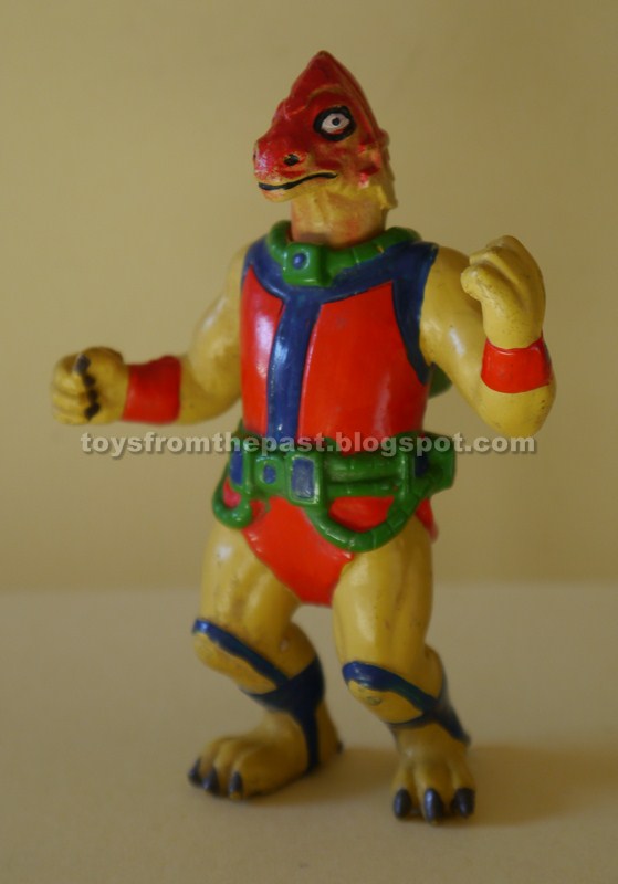 Toys from the Past 629 UNKNOWN MANUFACTURER DINOSAUCERS PVC FIGURES