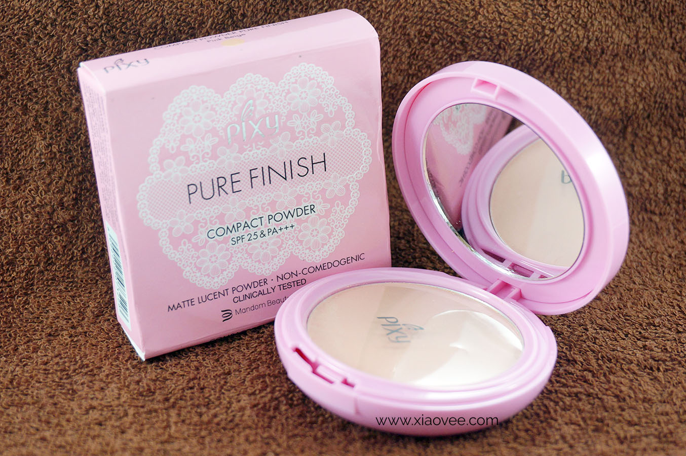 Review PIXY Pure Finish Compact Powder, Cerah 12 Jam
