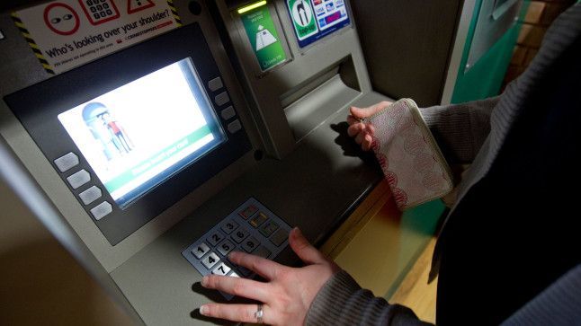 Dicas para Evitar Clonagem de Cartões de Crédito Dicas para Evitar Clonagem de Cartões de Crédito