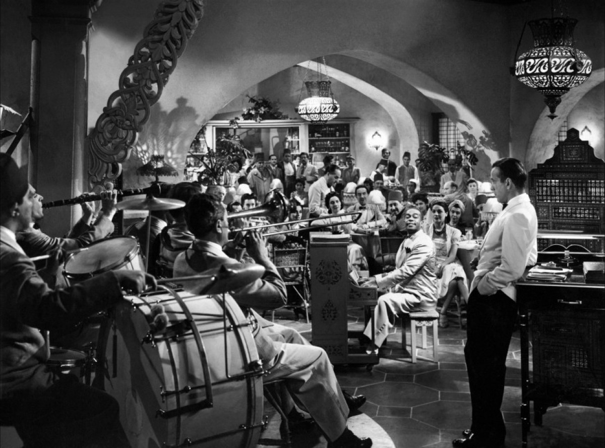 jennifer-lawrence-of-arabia-the-essentials-casablanca