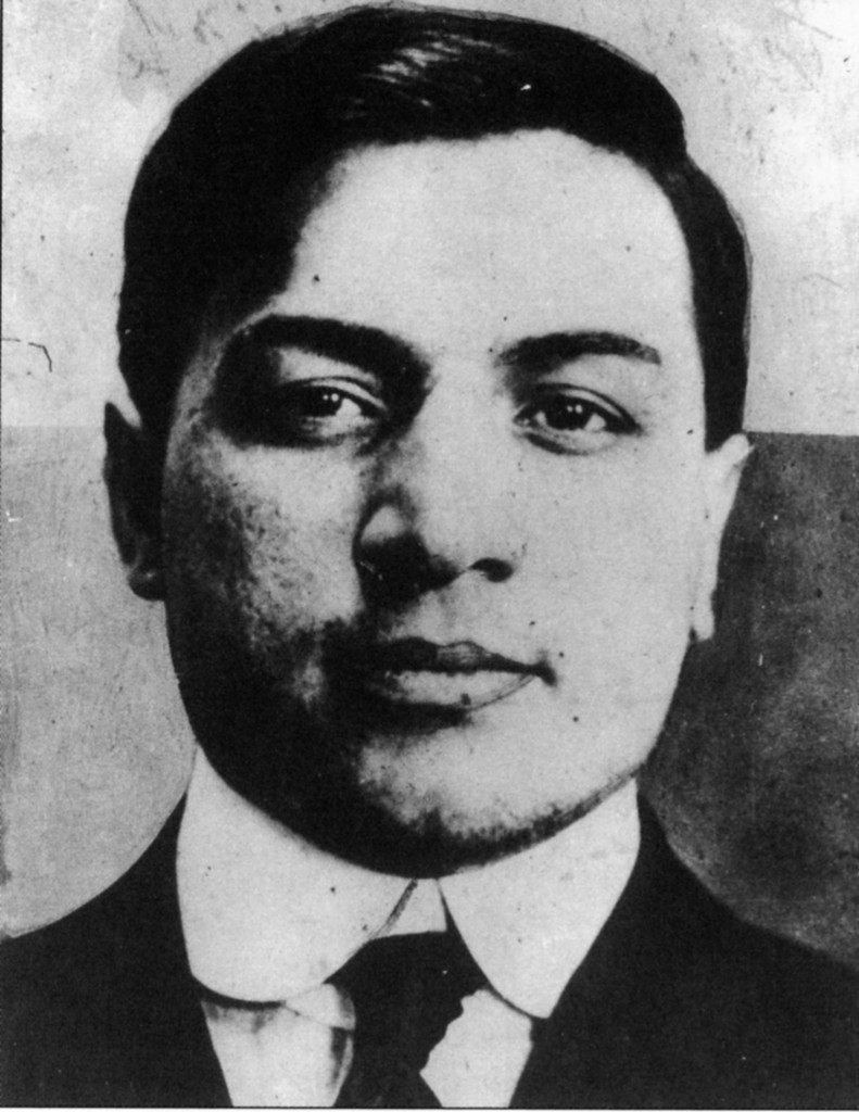 FRANKIE YALE