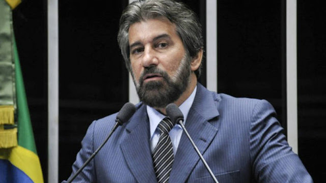 Supremo Tribunal Federal determina o sequestro de bens de Valdir Raupp Supremo Tribunal Federal determina o sequestro de bens de Valdir Raupp