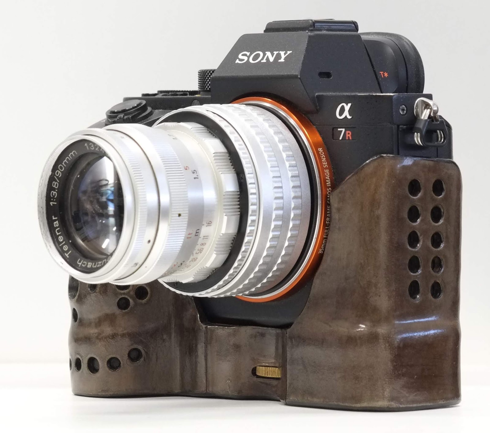 ドイツ・ブラウンのクラシックカメラ・パクセッテ『Paxette』