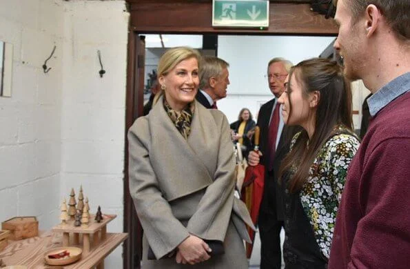 Countess of Wessex visited Sylva Foundation and Footsteps Centre in Oxfordshire. The Countess wore cashmere and wool blend coat