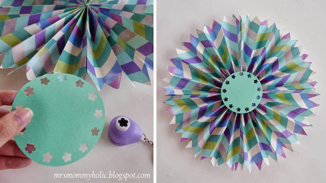 MrsMommyHolic: DIY: Paper Pinwheel Backdrop