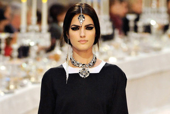 ASIAN MODELS BLOG: EXTRA: Gorgeous South Asian Girls at Chanel Pre-Fall ...