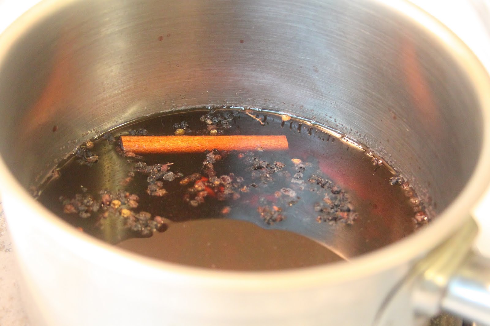 ShowFood Chef: Elderberry Syrup - Simple Saturday