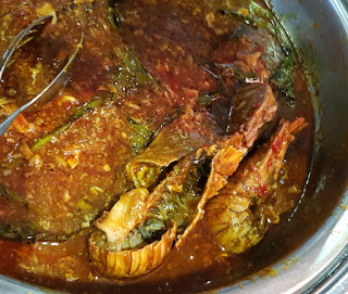 Udang karang, or crayfish in crabmeat chilli sauce. 