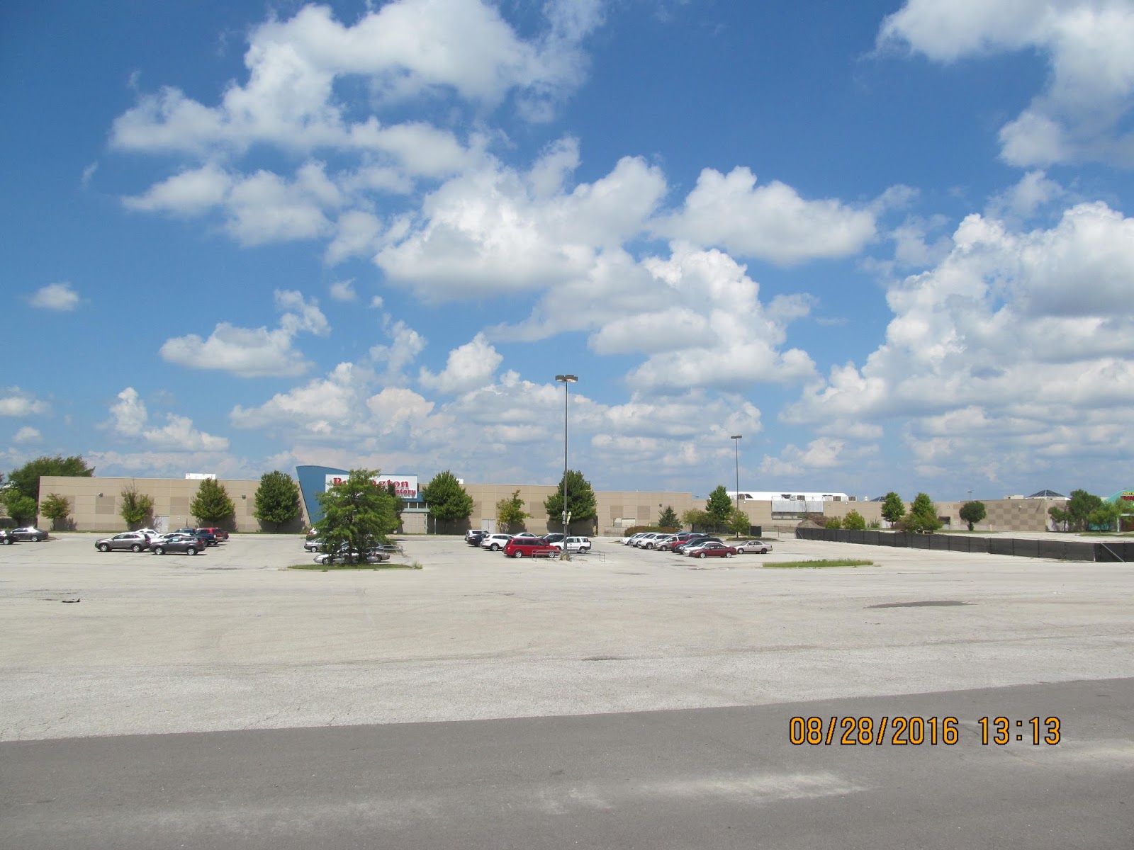 payless great mall