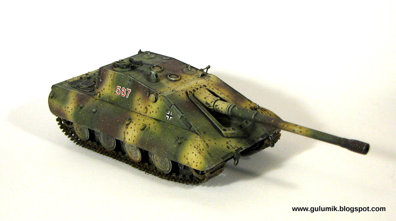 Gulumik Military Models: Jagdpanzer E-100 1/72