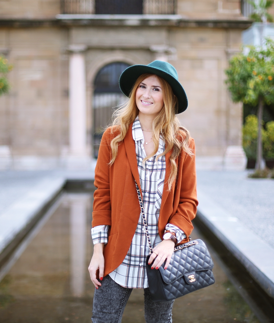 BLOG DE MODA Y LIFESTYLE: GREEN HAT & ADIDAS SUPERSTAR BLOG DE MODA Y LIFESTYLE: GREEN HAT & ADIDAS SUPERSTAR