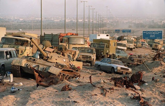 Iraq accepted UN Resolution 660 and offered to withdraw from Kuwait through Soviet mediation on February 21, 1991.